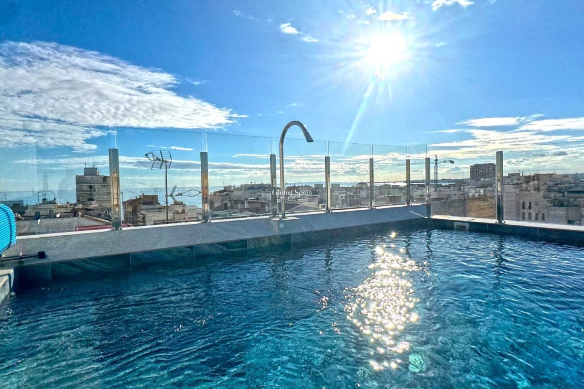 Wiederverkauf - WOHNUNG -
TORREVIEJA - Costa Blanca