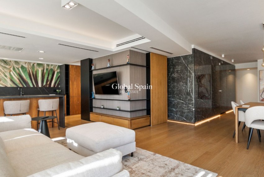 Wiederverkauf - WOHNUNG -
TORREVIEJA - Costa Blanca