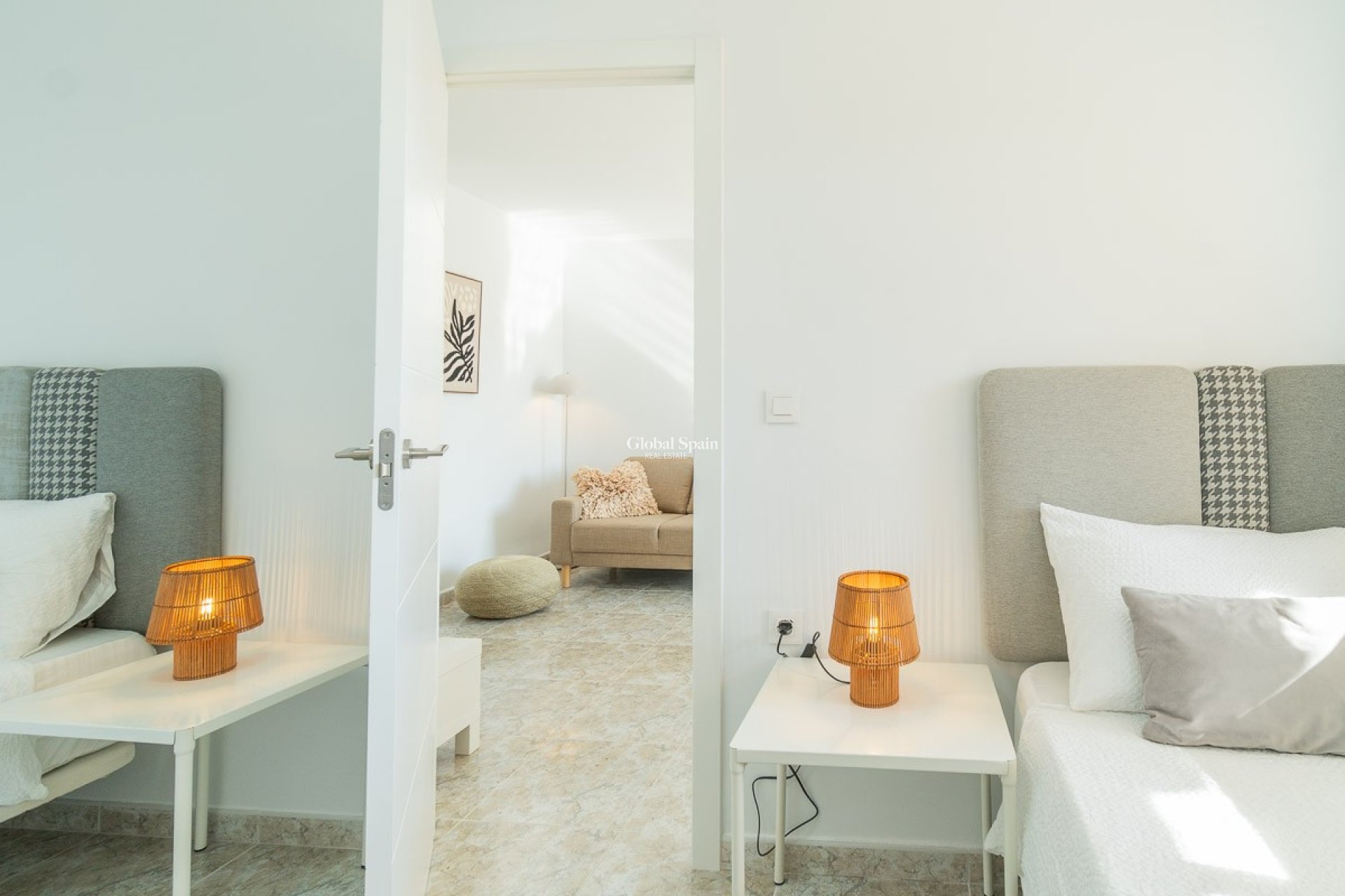 Wiederverkauf - WOHNUNG -
TORREVIEJA - Costa Blanca