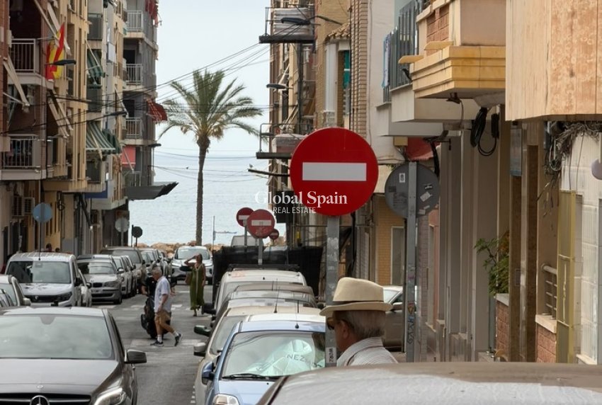 Wiederverkauf - WOHNUNG -
TORREVIEJA - Costa Blanca