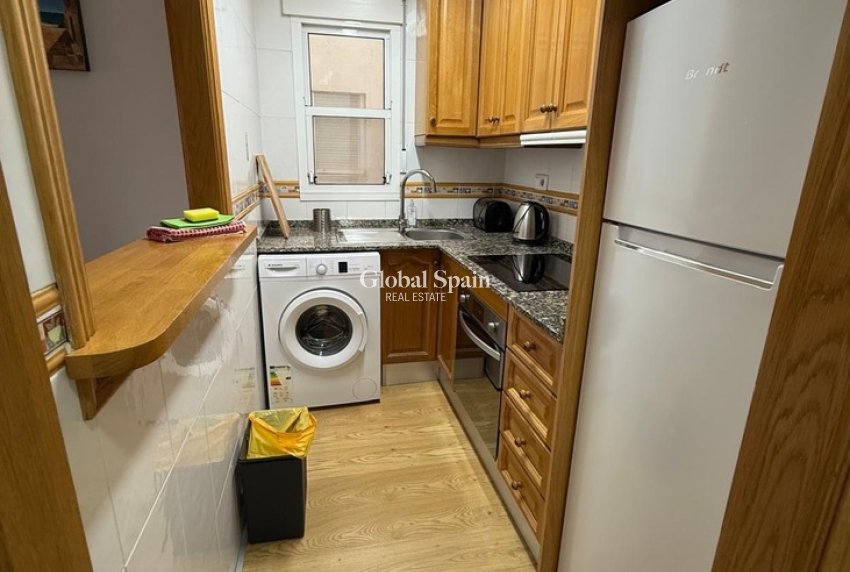 Wiederverkauf - WOHNUNG -
TORREVIEJA - Costa Blanca