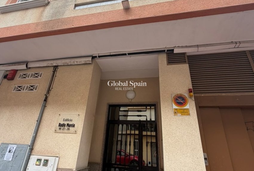 Wiederverkauf - WOHNUNG -
TORREVIEJA - Costa Blanca