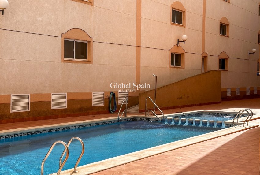 Wiederverkauf - WOHNUNG -
TORREVIEJA - Costa Blanca