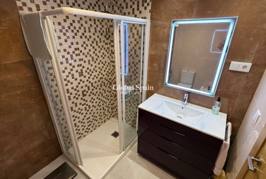Wiederverkauf - WOHNUNG -
TORREVIEJA - Costa Blanca