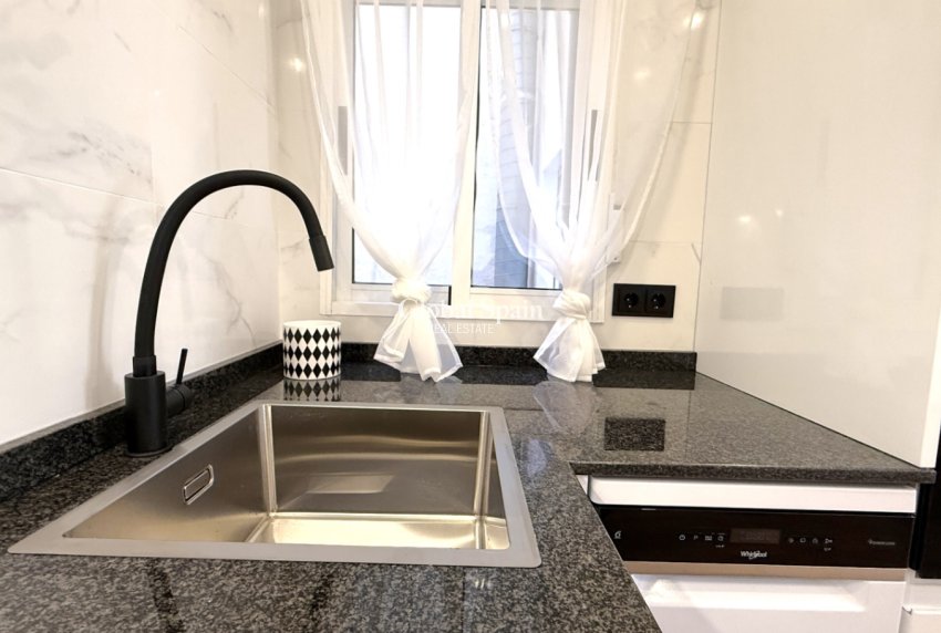 Wiederverkauf - WOHNUNG -
TORREVIEJA - Costa Blanca