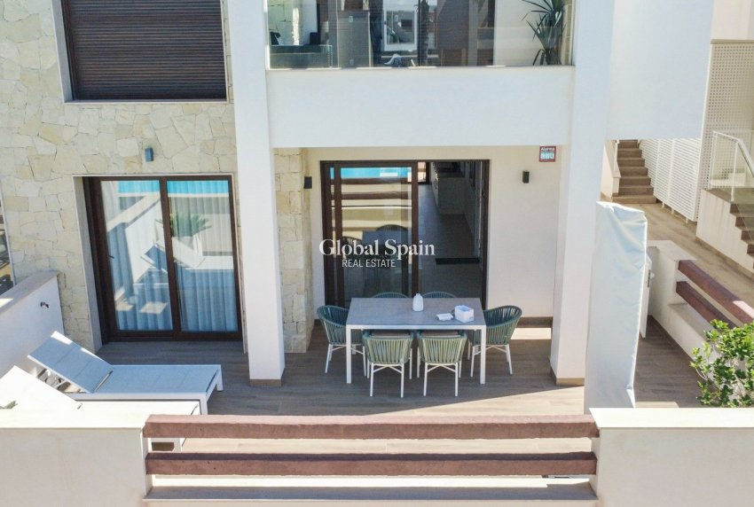 Wiederverkauf - WOHNUNG -
TORREVIEJA - Costa Blanca