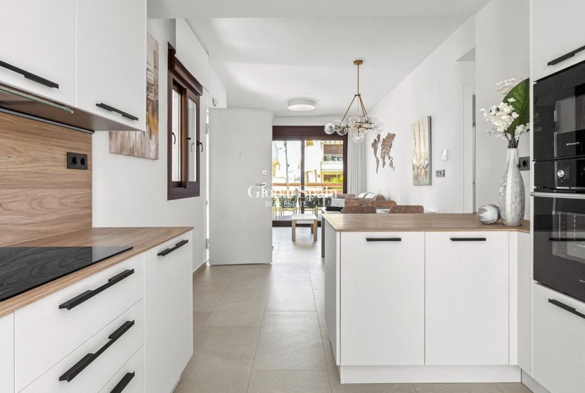Wiederverkauf - WOHNUNG -
TORREVIEJA - Costa Blanca