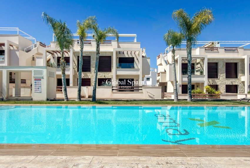 Wiederverkauf - WOHNUNG -
TORREVIEJA - Costa Blanca