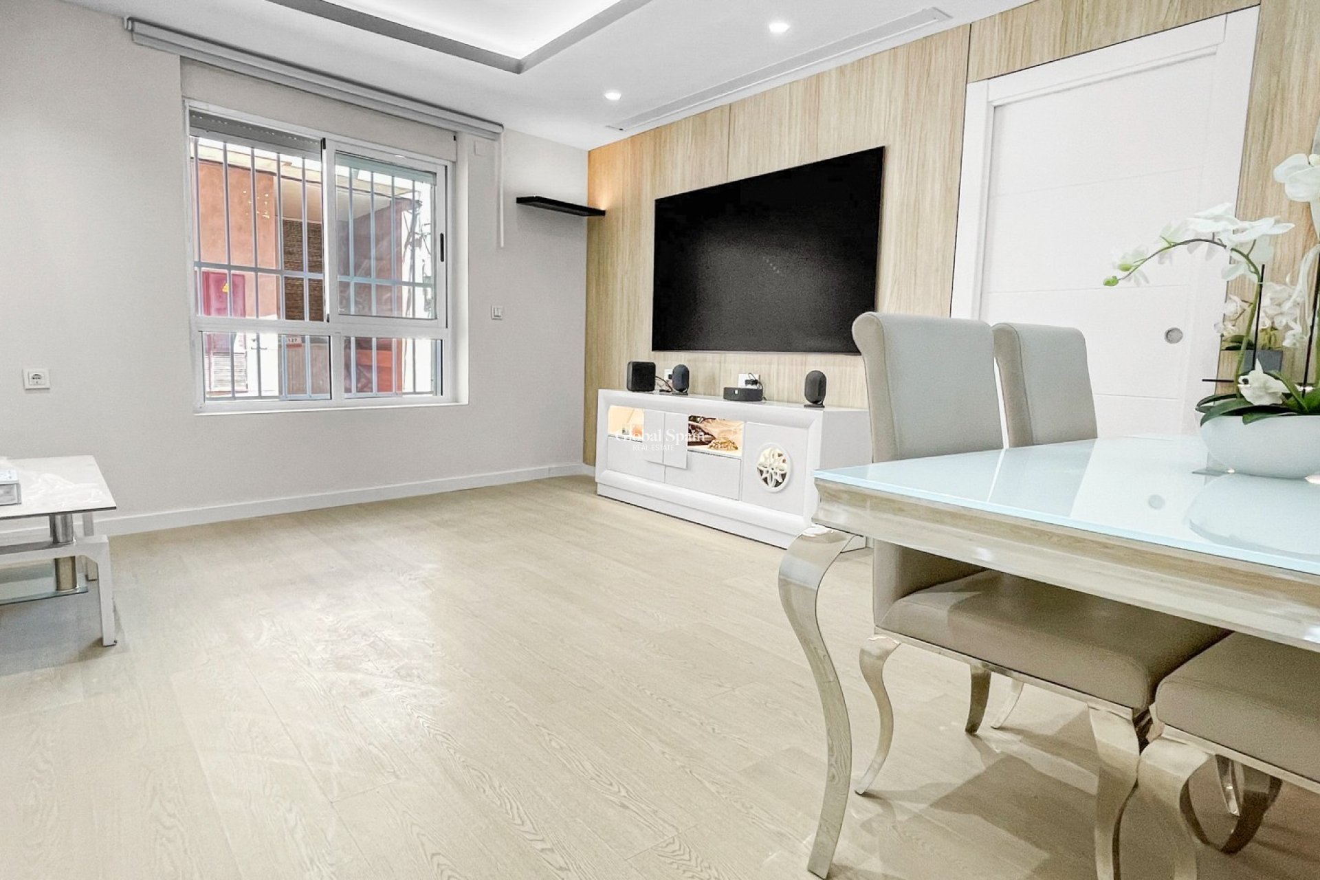 Wiederverkauf - WOHNUNG -
TORREVIEJA - Costa Blanca