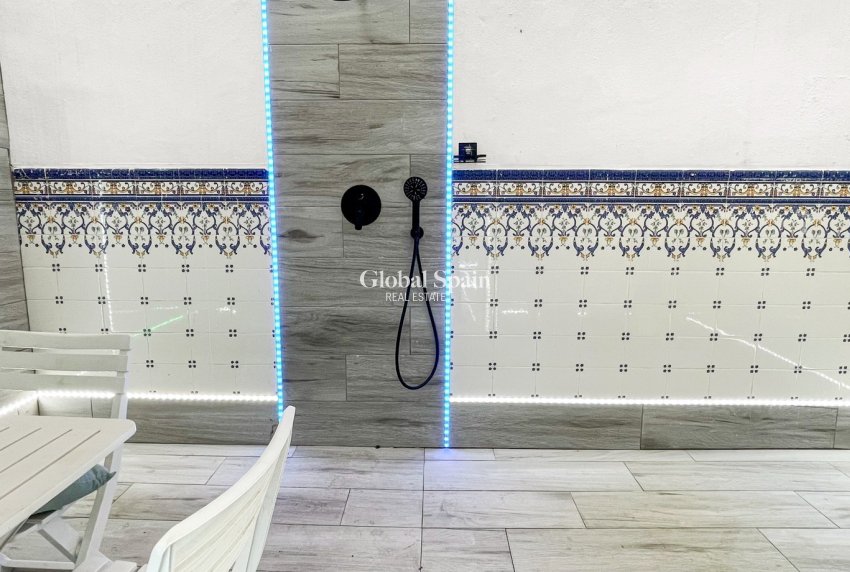 Wiederverkauf - WOHNUNG -
TORREVIEJA - Costa Blanca