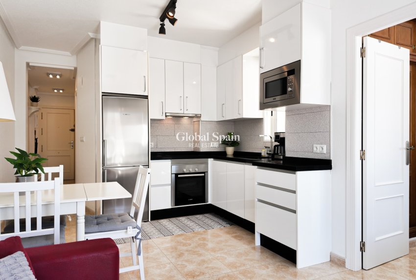Wiederverkauf - WOHNUNG -
TORREVIEJA - Costa Blanca