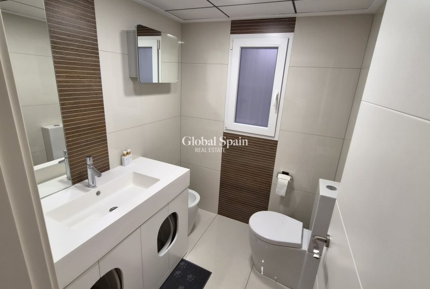 Wiederverkauf - WOHNUNG -
TORREVIEJA - Costa Blanca