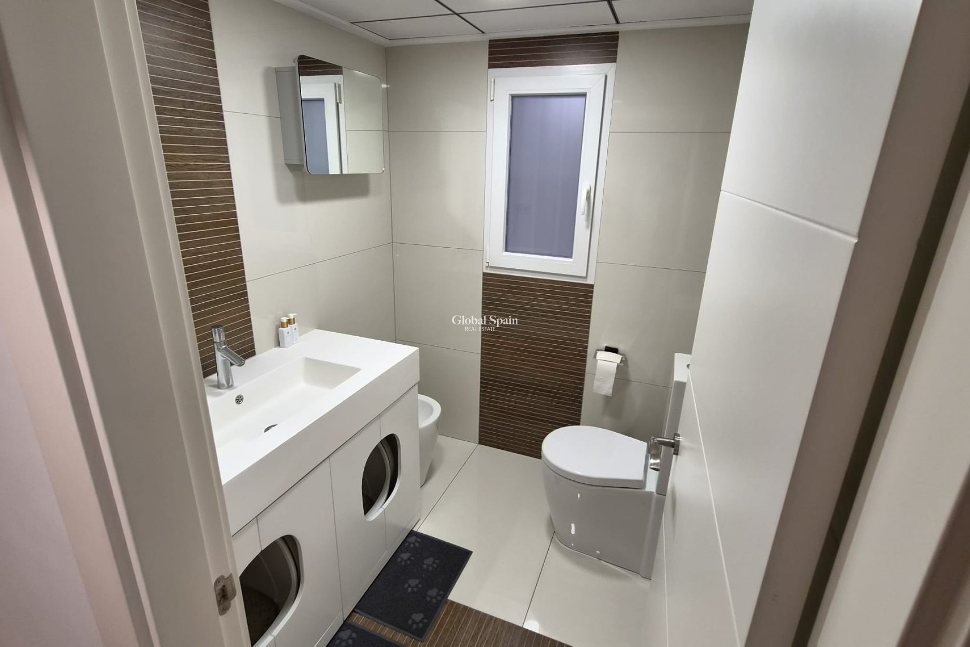 Wiederverkauf - WOHNUNG -
TORREVIEJA - Costa Blanca
