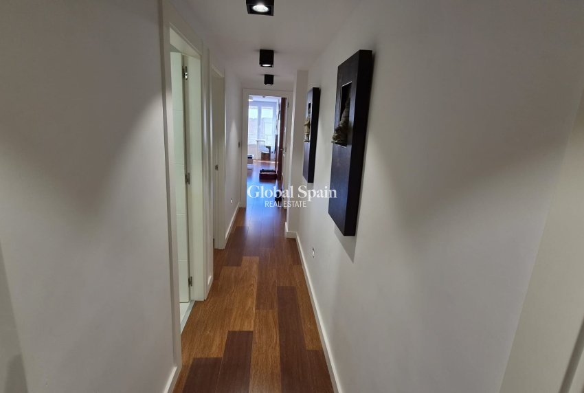 Wiederverkauf - WOHNUNG -
TORREVIEJA - Costa Blanca