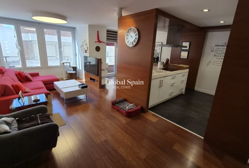 Wiederverkauf - WOHNUNG -
TORREVIEJA - Costa Blanca
