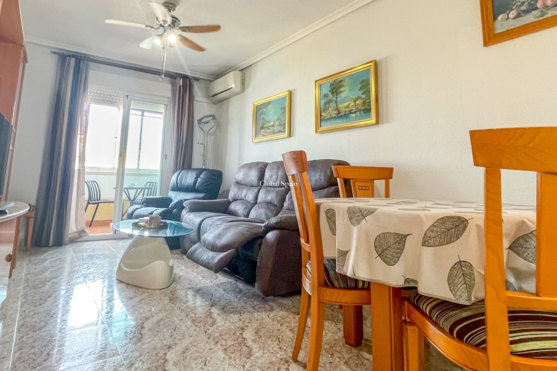 Wiederverkauf - WOHNUNG -
TORREVIEJA - Costa Blanca