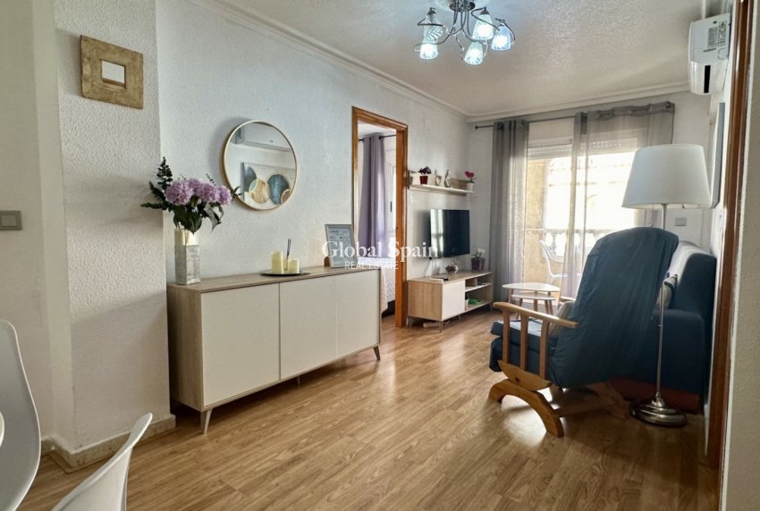 Wiederverkauf - WOHNUNG -
TORREVIEJA - Costa Blanca