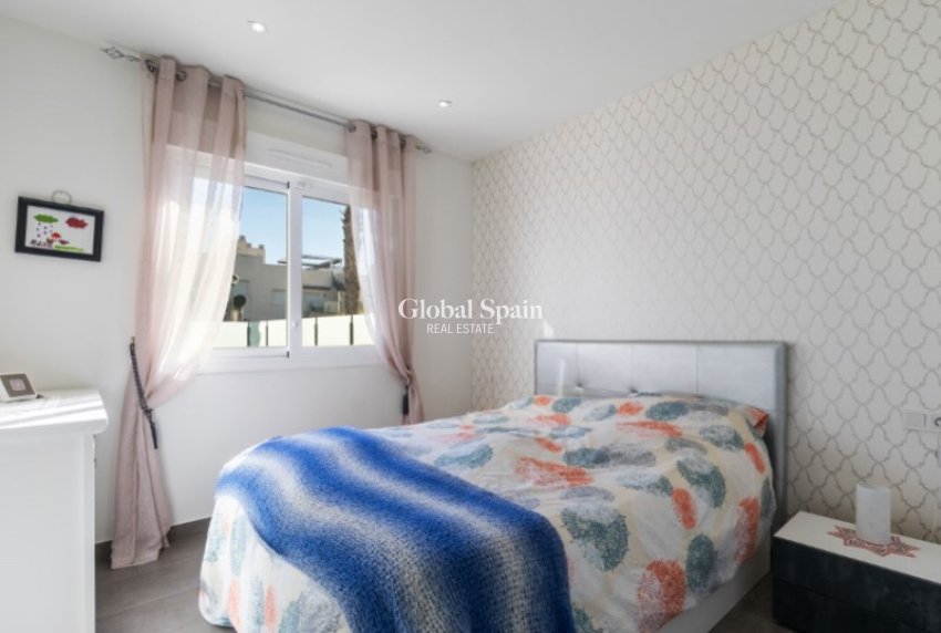 Wiederverkauf - WOHNUNG -
TORREVIEJA - Costa Blanca