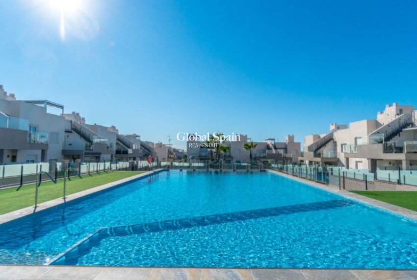 Wiederverkauf - WOHNUNG -
TORREVIEJA - Costa Blanca