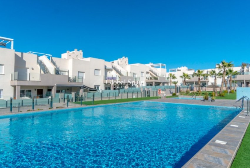 Wiederverkauf - WOHNUNG -
TORREVIEJA - Costa Blanca