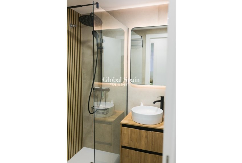 Wiederverkauf - WOHNUNG -
TORREVIEJA - Costa Blanca