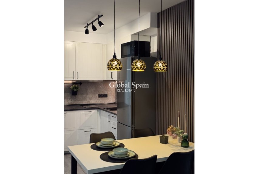 Wiederverkauf - WOHNUNG -
TORREVIEJA - Costa Blanca
