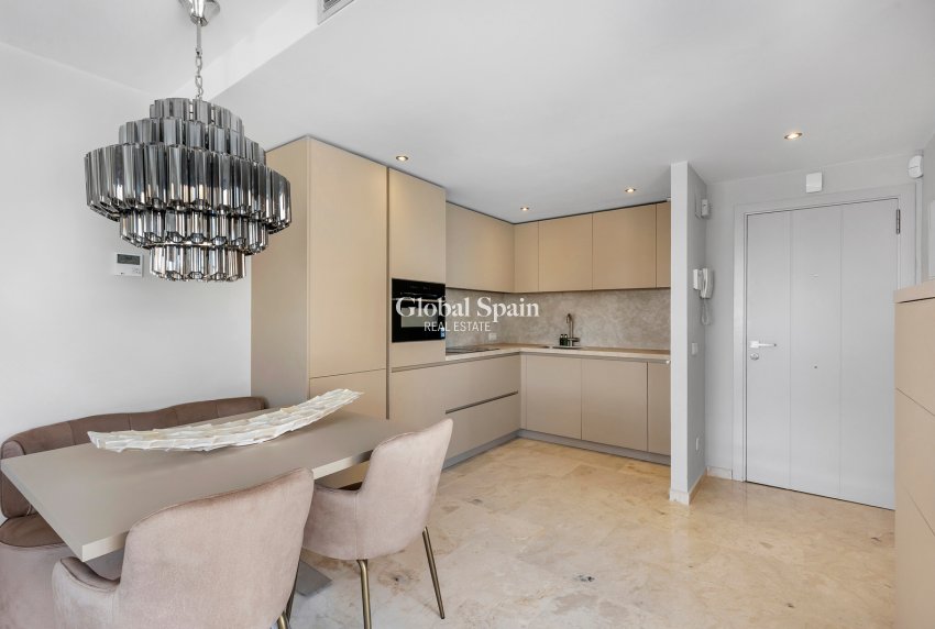 Wiederverkauf - WOHNUNG -
TORREVIEJA - Costa Blanca