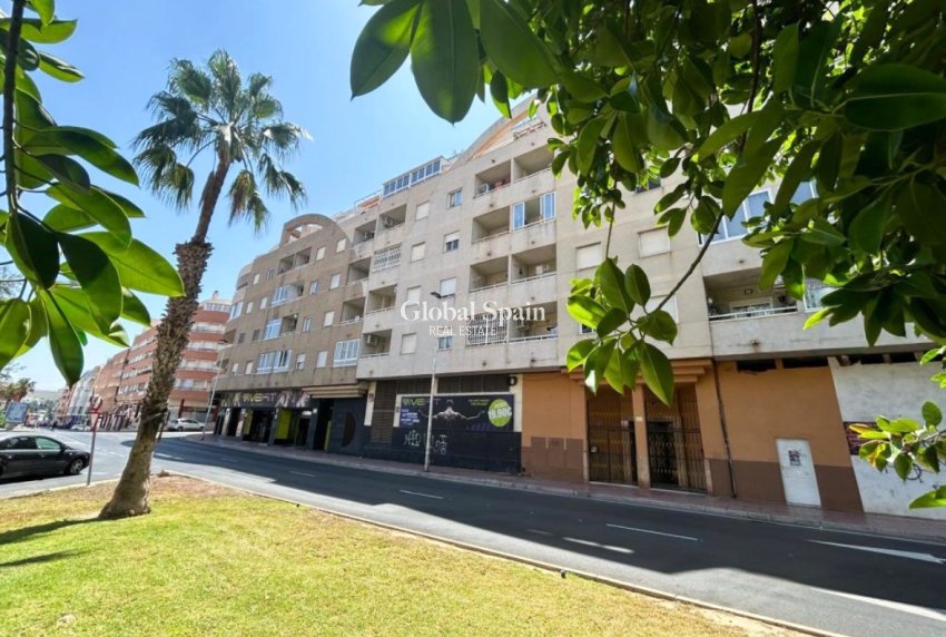 Wiederverkauf - WOHNUNG -
TORREVIEJA - Costa Blanca