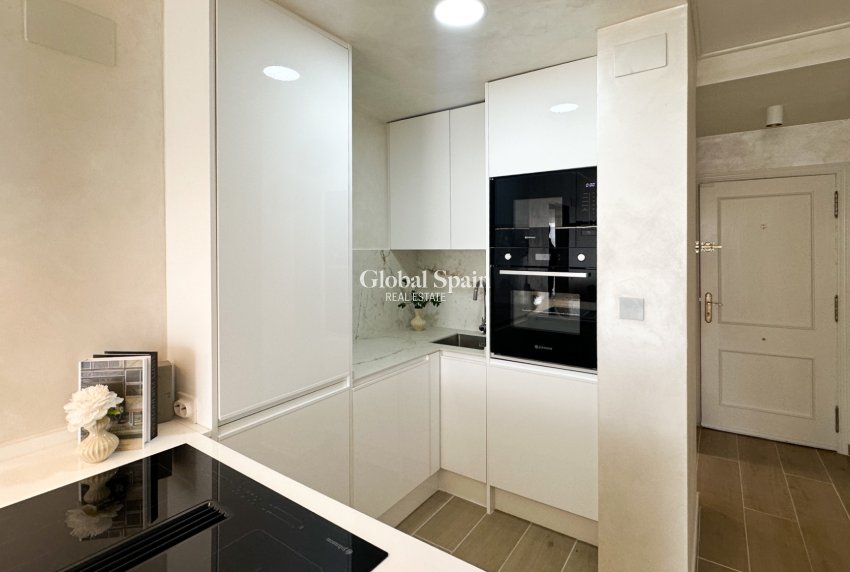 Wiederverkauf - WOHNUNG -
TORREVIEJA - Costa Blanca
