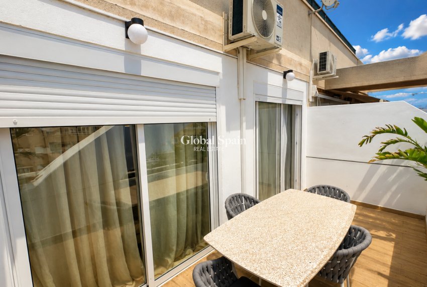 Wiederverkauf - WOHNUNG -
TORREVIEJA - Costa Blanca