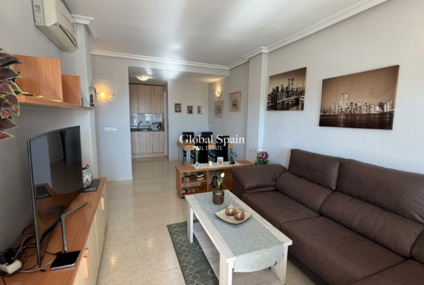 Wiederverkauf - WOHNUNG -
TORREVIEJA - Costa Blanca
