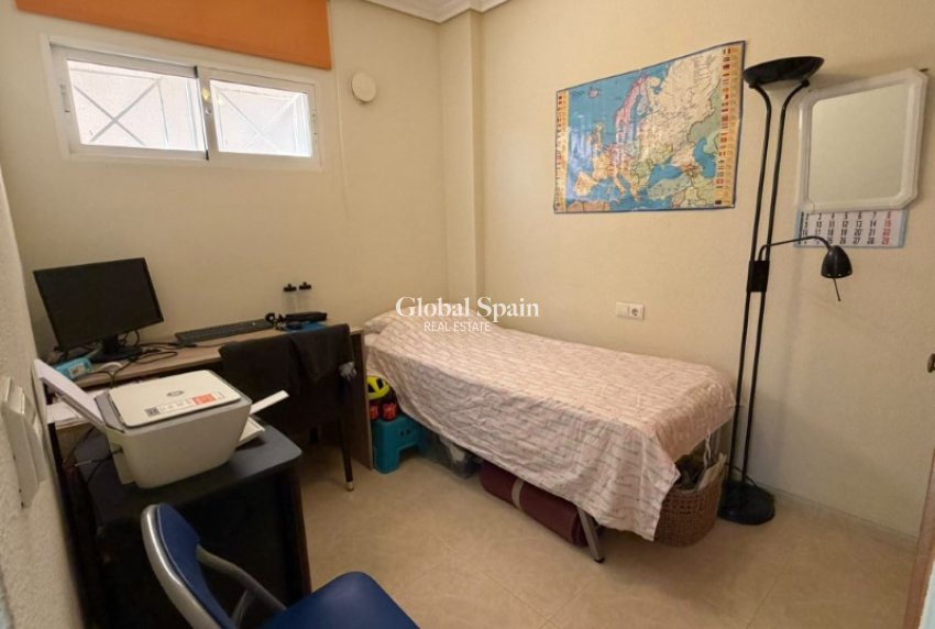 Wiederverkauf - WOHNUNG -
TORREVIEJA - Costa Blanca