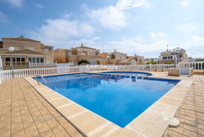Wiederverkauf - WOHNUNG -
TORREVIEJA - Costa Blanca