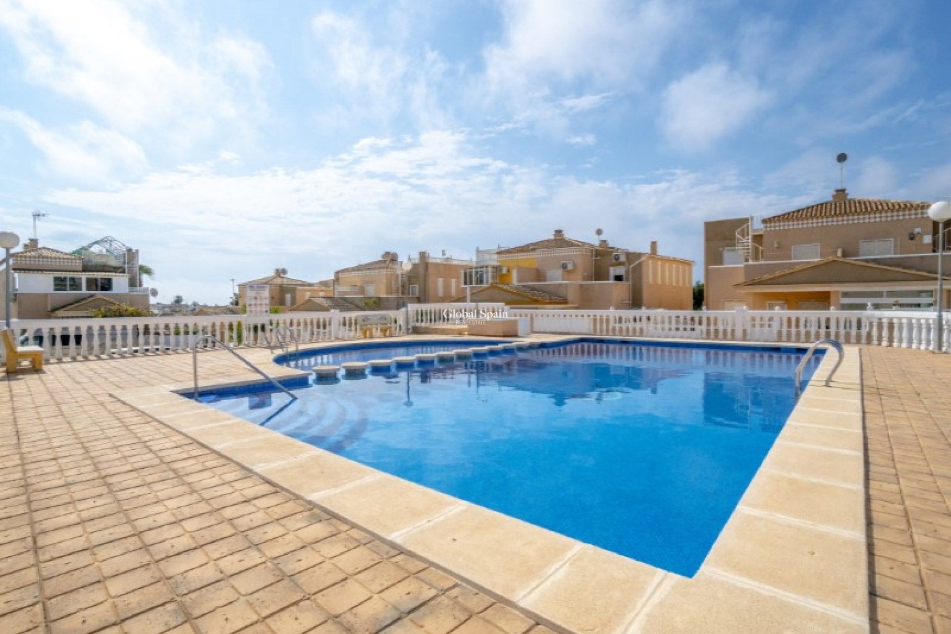 Wiederverkauf - WOHNUNG -
TORREVIEJA - Costa Blanca