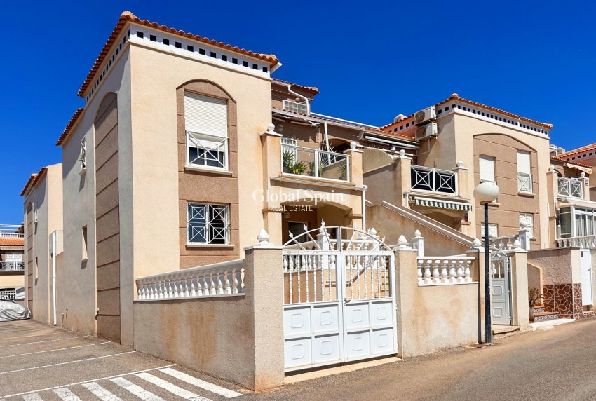 Wiederverkauf - WOHNUNG -
TORREVIEJA - Costa Blanca