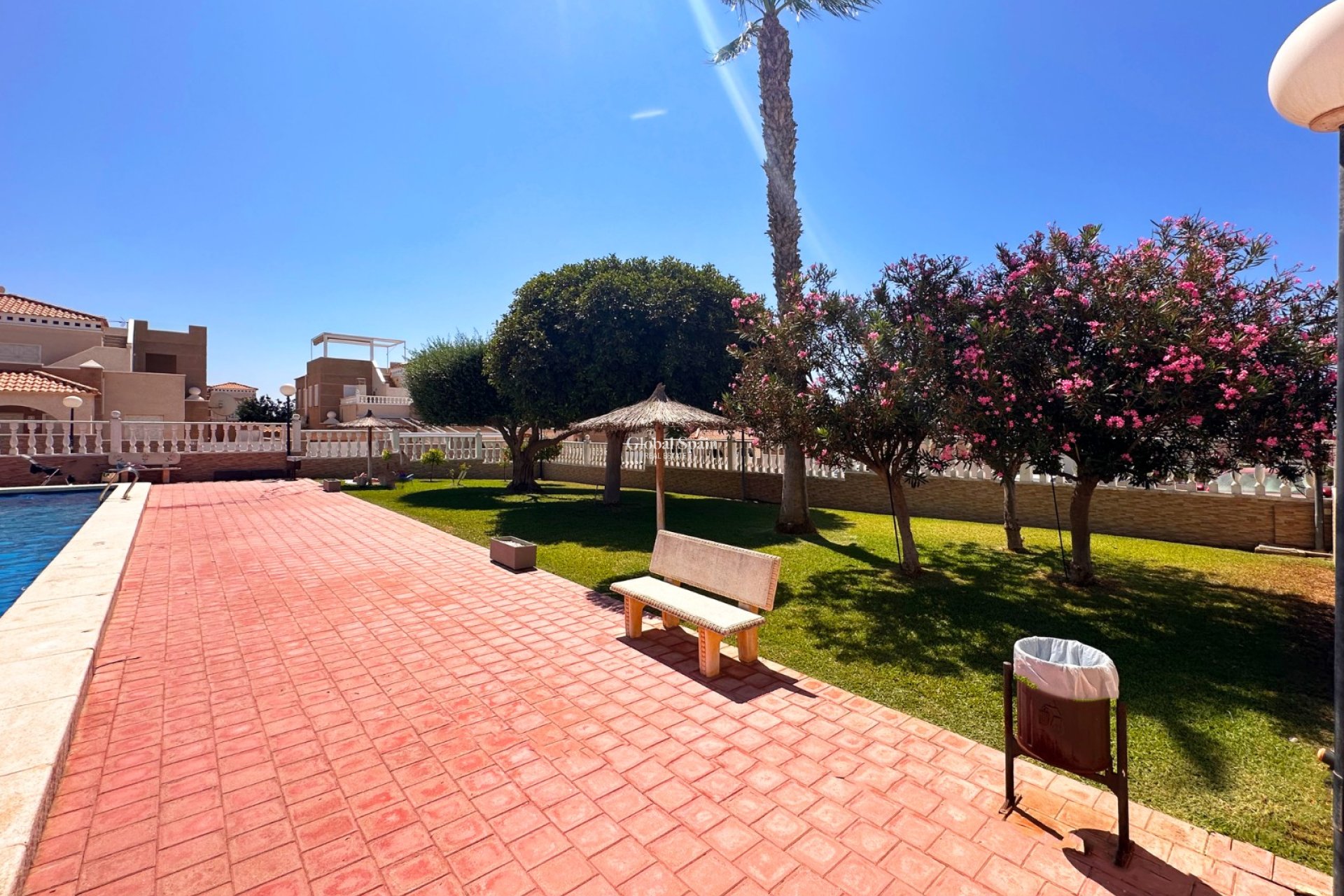 Wiederverkauf - WOHNUNG -
TORREVIEJA - Costa Blanca