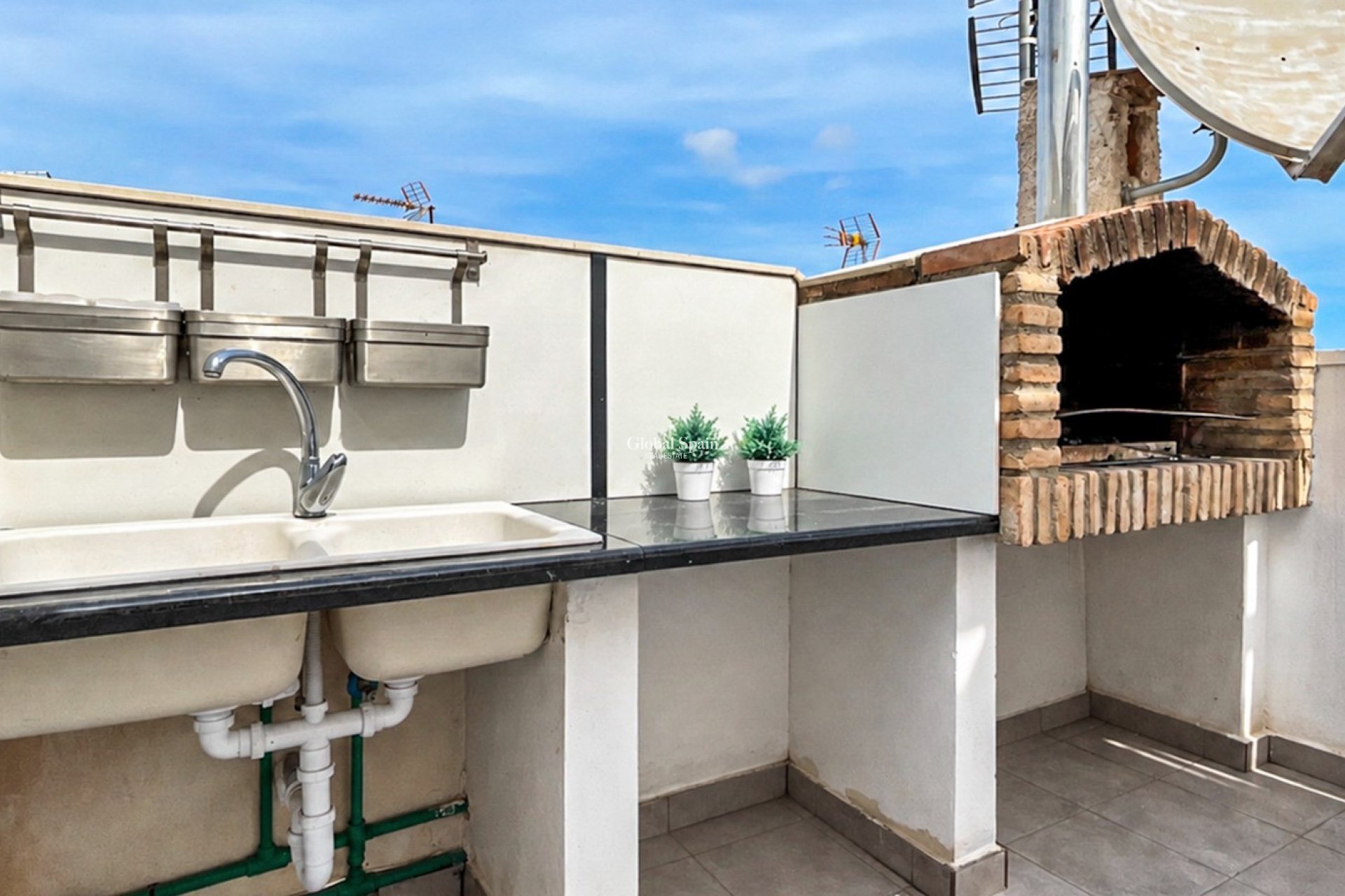 Wiederverkauf - WOHNUNG -
TORREVIEJA - Costa Blanca