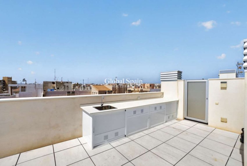Wiederverkauf - WOHNUNG -
TORREVIEJA - Costa Blanca