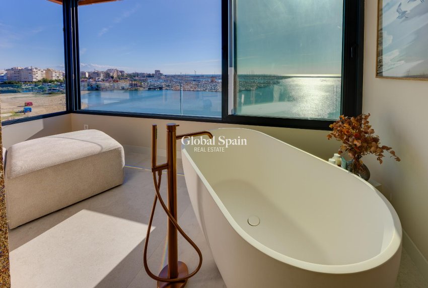 Wiederverkauf - WOHNUNG -
TORREVIEJA - Costa Blanca