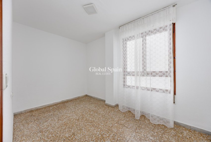 Wiederverkauf - WOHNUNG -
TORREVIEJA - Costa Blanca