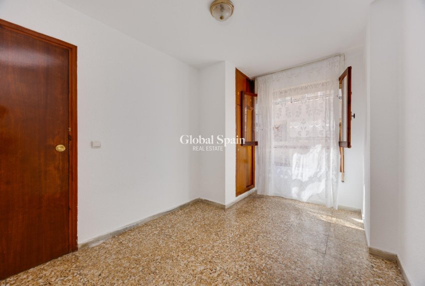 Wiederverkauf - WOHNUNG -
TORREVIEJA - Costa Blanca