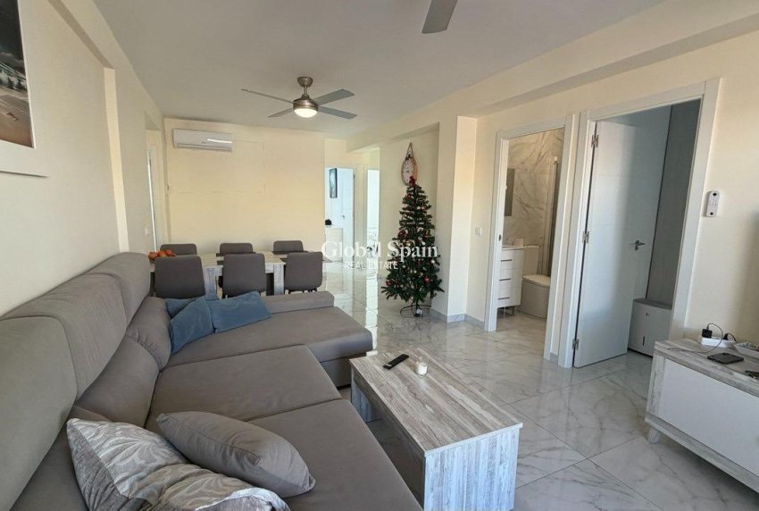 Wiederverkauf - WOHNUNG -
TORREVIEJA - Curva Del Palangre