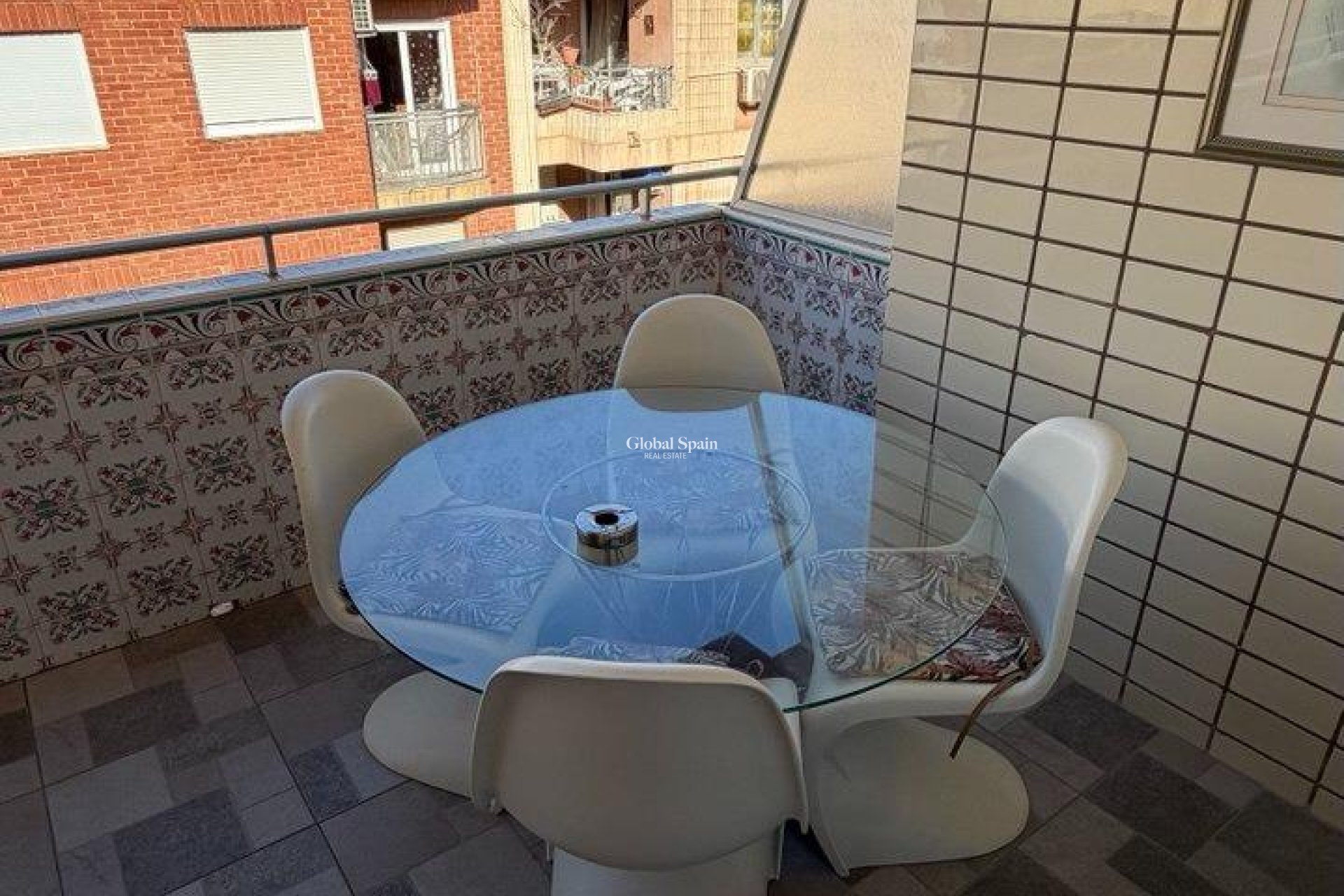 Wiederverkauf - WOHNUNG -
TORREVIEJA - Curva Del Palangre
