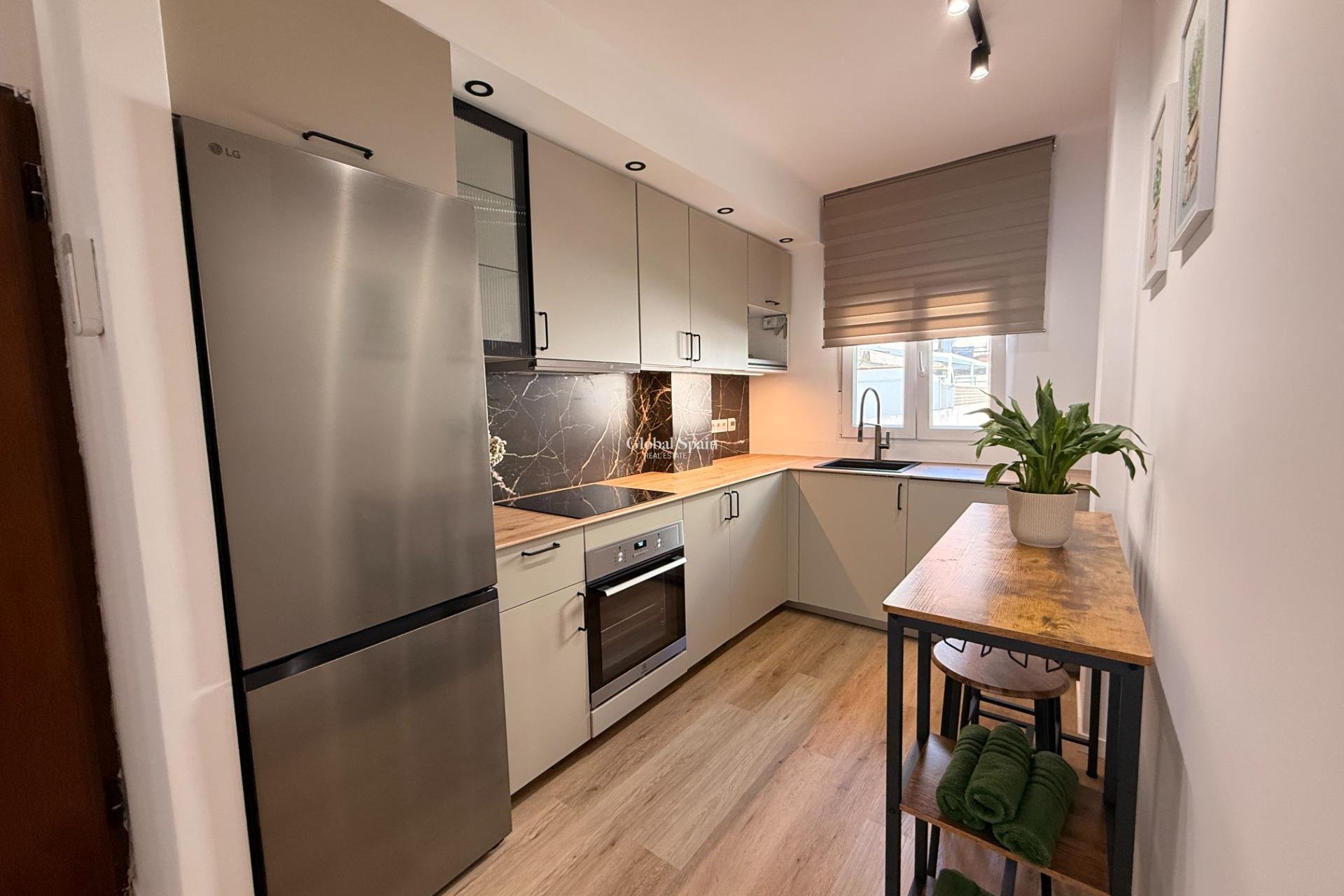 Wiederverkauf - WOHNUNG -
TORREVIEJA - Curva Del Palangre