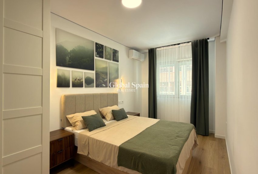 Wiederverkauf - WOHNUNG -
TORREVIEJA - Curva Del Palangre