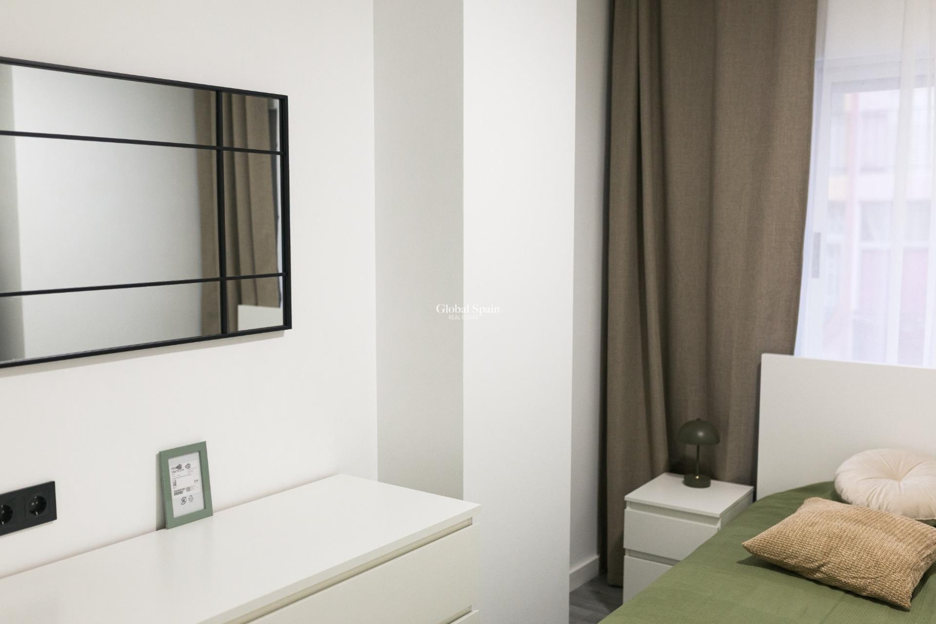 Wiederverkauf - WOHNUNG -
TORREVIEJA - Curva Del Palangre