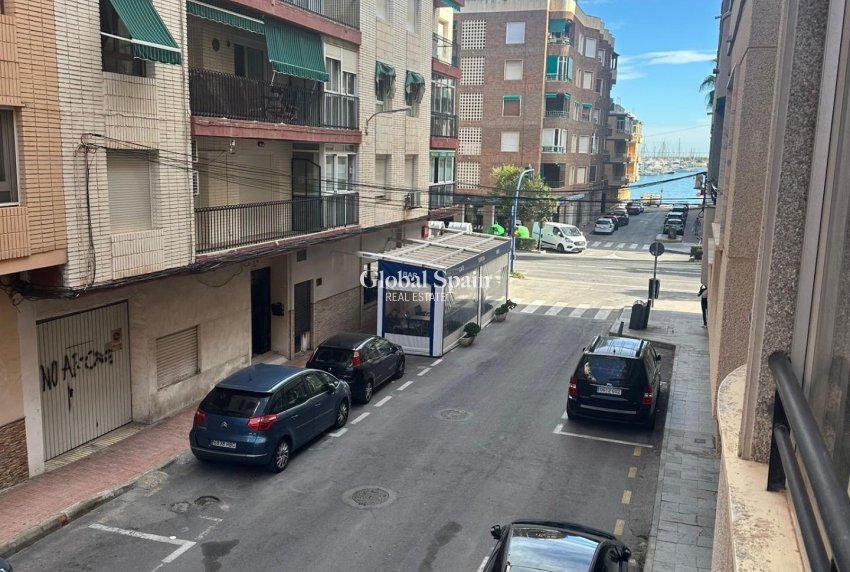 Wiederverkauf - WOHNUNG -
TORREVIEJA - El Acequión - Los Náufragos