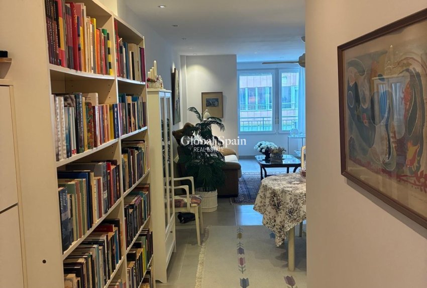 Wiederverkauf - WOHNUNG -
TORREVIEJA - El Acequión - Los Náufragos