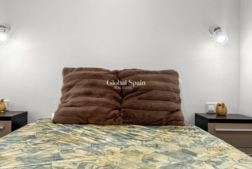 Wiederverkauf - WOHNUNG -
TORREVIEJA - El Acequión - Los Náufragos