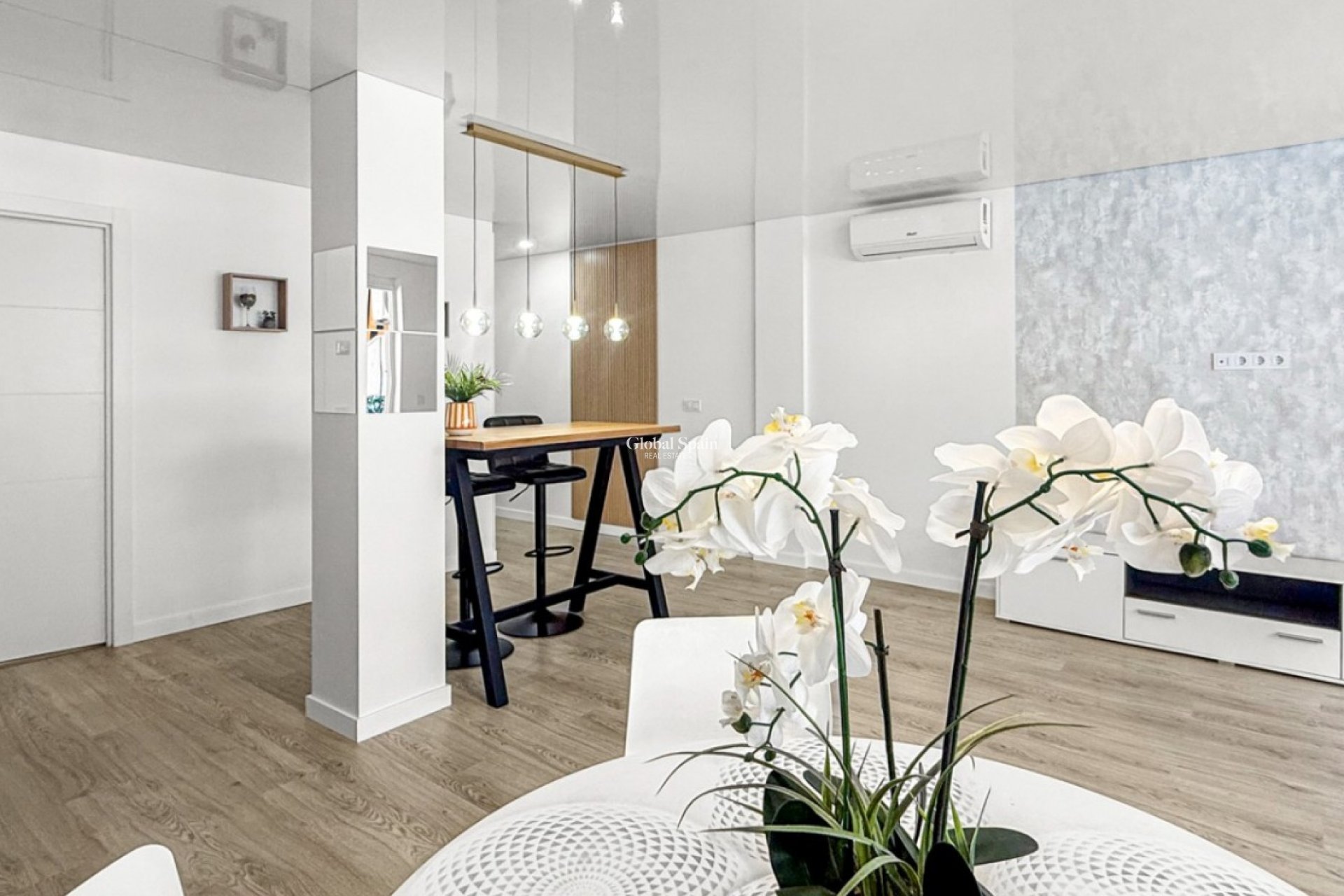 Wiederverkauf - WOHNUNG -
TORREVIEJA - El Acequión - Los Náufragos